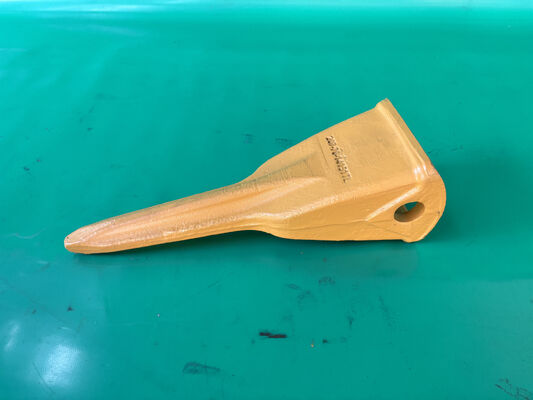 Кованый зуб ковша Komatsu 207-70-14151TL Зуб Komatsu Tiger Long 2077014151TL