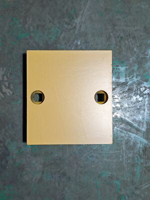 1324715B Режущие кромки Cat Style, крепление болтами для погрузчика