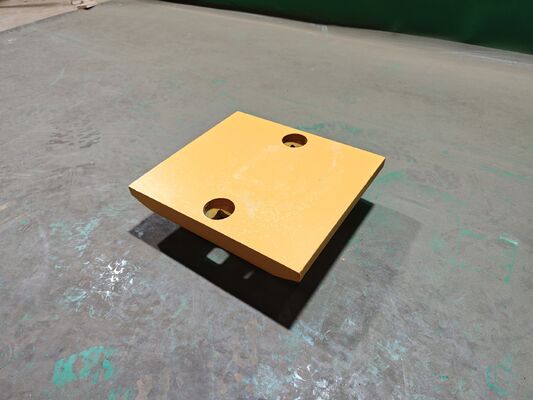 1324715M Котский болт на режущих краях для погрузчика