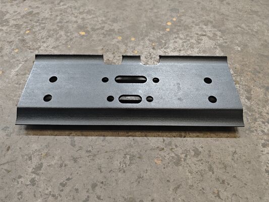 Траковая башмак TST135A Тройной грунтозацеп тракового башмака Шаг TG135A-6-400-0100