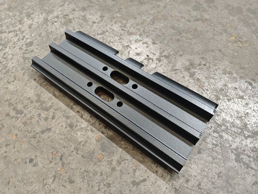 FL4 Гусеничная лента с тройным грунтозацепом, шаг TG140D-8.5-400