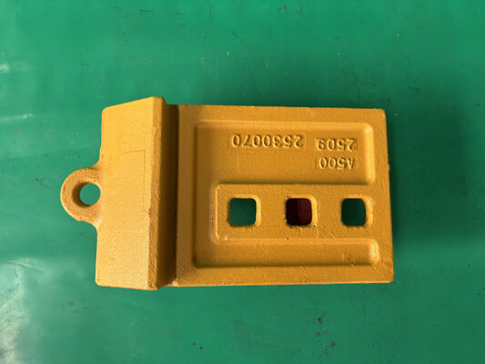 2530070 Отливная половинка стрелы Край 3 отверстия 966G 966H 966M 972G